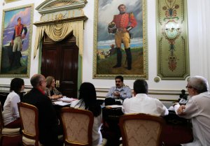 Maduro anuncia Congreso Nacional para debatir la recuperación del sistema de salud
