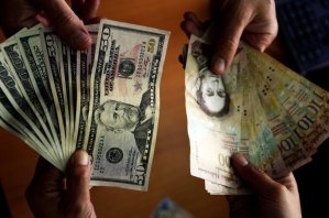 Venezolanos podrán comprar y vender divisas a través de la banca pública y privada, según El Aissami (Video)