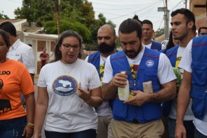 Excarcelados entregan donativos en el Zulia y destacan la necesidad de rescatar a Venezuela (Fotos)