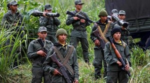 Ecuador detiene a dos miembros de disidencia de las Farc responsables de atentados