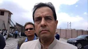 Arrestan al yerno del ex primer ministro de Pakistán Nawaz Sharif