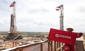 Argus: Producción de petróleo de Venezuela cae a su nivel más bajo en 69 años