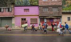 Las historias de los venezolanos que caminan 12 días para llegar a Cali (VIDEO)