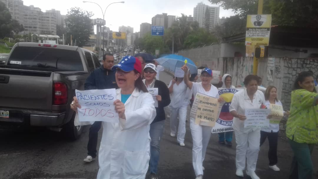 Médicos del ambulatorio Rosario Milano se unen a las protestas por mejoras salariales (Fotos)