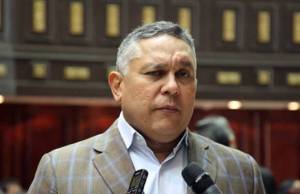 Pedro Carreño desdibujó las “negociaciones” de Douglas Rico en la Cota 905 (Video)