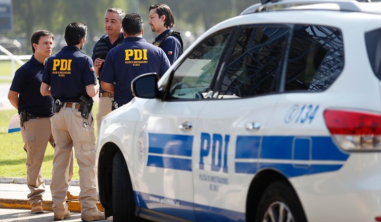 Piñera reintegra a policías retirados para reforzar la seguridad ante protestas