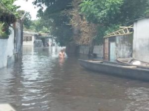 Puerto Ayacucho amaneció bajo el agua por fuertes lluvias #30Jul (Fotos y Videos)