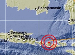 Un potente sismo de magnitud 6,4 golpea Indonesia