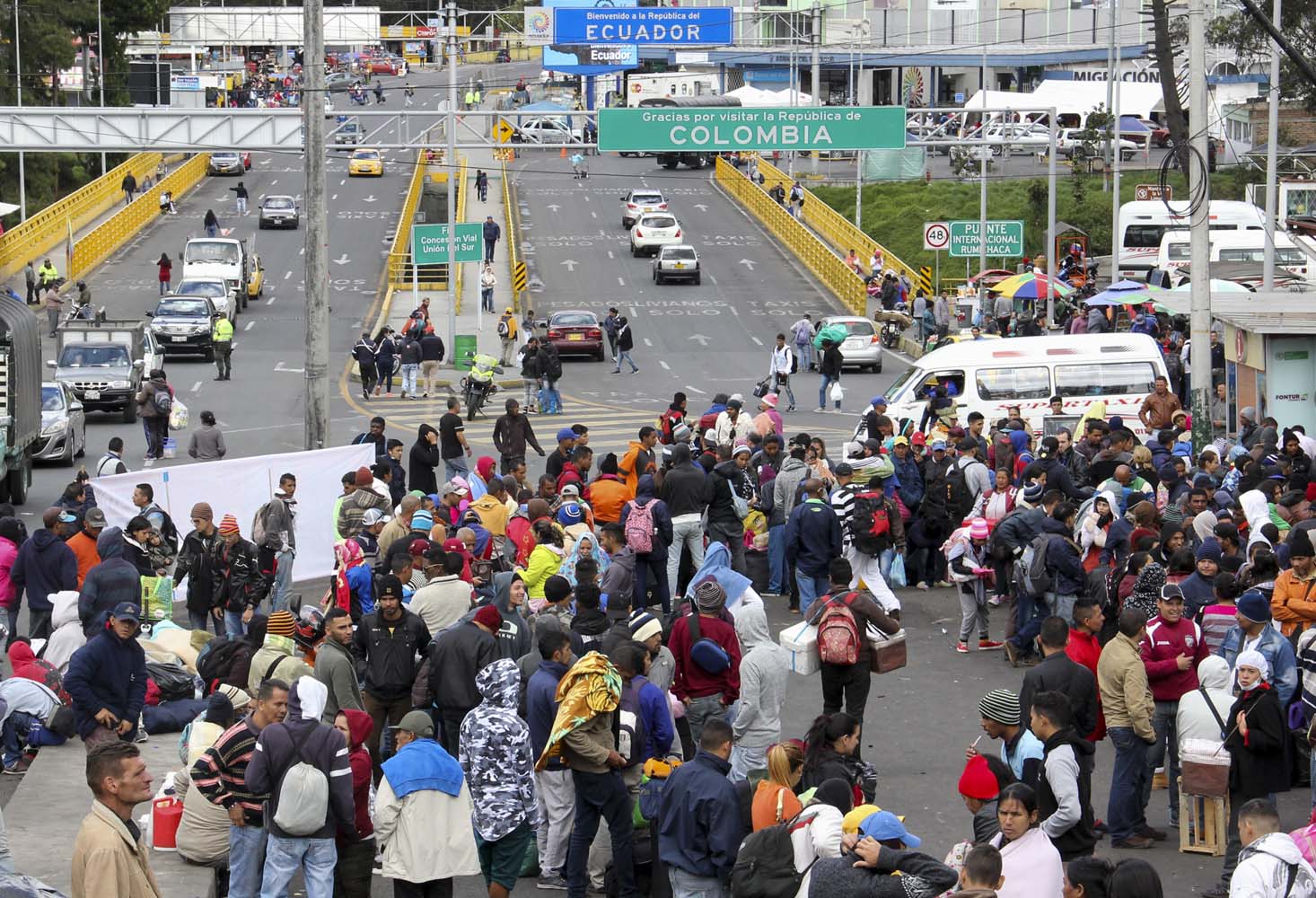 Colombia teme represamiento de migrantes venezolanos en frontera con Ecuador