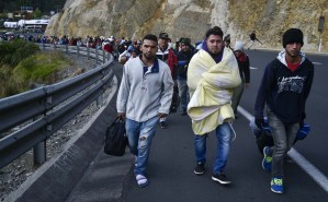 Decenas de venezolanos sin pasaporte en camino de Ecuador a Perú