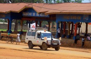 Al menos 22 muertos tras volcarse un camión en República del Congo