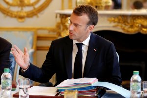 Macron buscará en Finlandia respaldo a su proyecto de defensa común europea