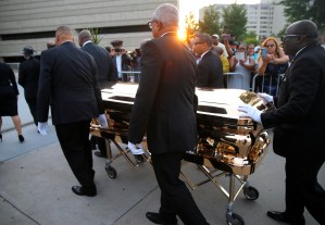 Detroit da el último adiós a Aretha Franklin antes de su funeral