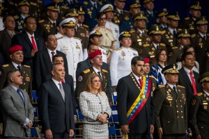 Dos explosiones y una “cosa voladora”: Testimonios del presunto ataque contra Nicolás Maduro