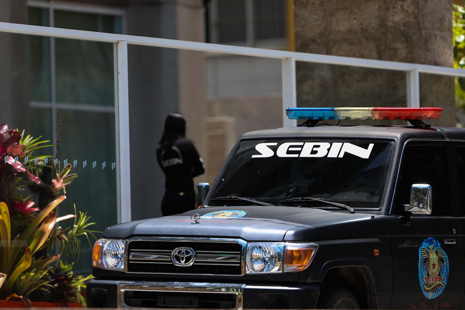 Denuncian que trabajador de Corpoelec detenido por el Sebin apareció muerto tras presunto motín