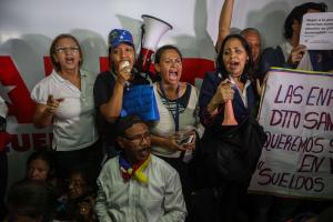 Enfermeras venezolanas seguirán en las calles si Maduro no resuelve el problema salarial