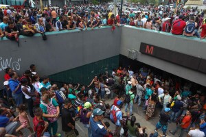 El Metro de Caracas es el crudo espejo que evidencia la crisis en Venezuela (VIDEO)
