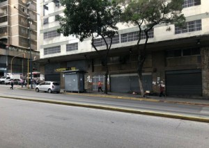 Casi todos los comercios del centro de Caracas se encuentran cerrados #21Ago (fotos)