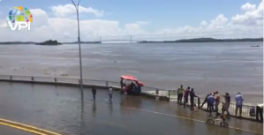 Dramático video muestra brutal crecida del río Orinoco #25Ago