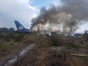 Ráfaga de viento derribó avión accidentado en México, afirma gobernador