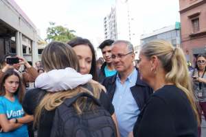 María Corina Machado acompañó a familiares de Juan Requesens en el Palacio de Justicia (Fotos)