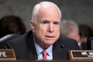 Murió el senador estadounidense John McCain a los 81 años