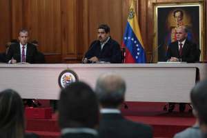 Maduro lanzará Plan de Ahorro en Oro para el sector empresarial