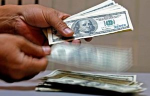 40 mil dólares negociados en primera subasta de nuevo sistema cambiario en Venezuela, según BCV
