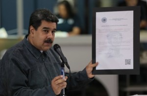 Maduro anunció que los certificados de los lingotes de oro se podrán pagar con el carnet de la patria