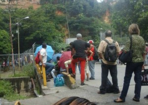 Protesta por la falta de transporte en Caucagüita #31Ago