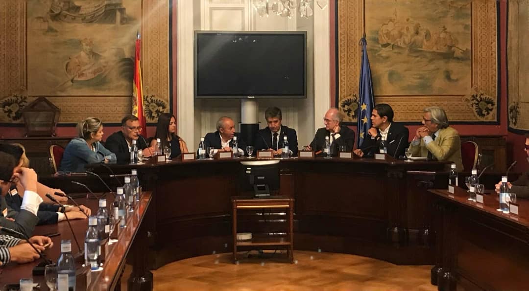 Toledo solicitó al portavoz del PP en el Senado español su intervención para los migrantes venezolanos