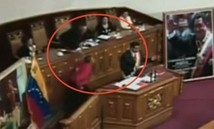 El día que Diosdado salvó a Maduro de un “magnicidio”… que fue un abrazo de Yendri Sánchez (VIDEO)