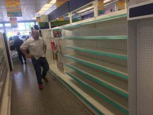 Santoyo: El 75% de los negocios en Barcelona, Lechería y Puerto La Cruz están cerrados