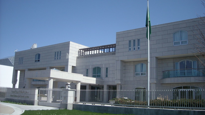 Riad expulsa al embajador de Canadá por “injerencia” y llama al suyo a consultas