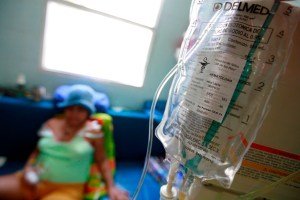 Migrantes venezolanos con cáncer encuentran opción de vida en Colombia