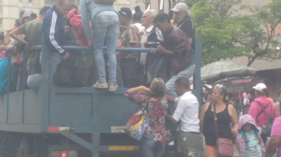 Reportan paro de transporte en diversos sectores de Caracas #3Ago