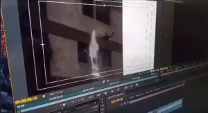 Momento en que el segundo dron cayó en una Residencia cerca de la Av. Bolívar (Video)