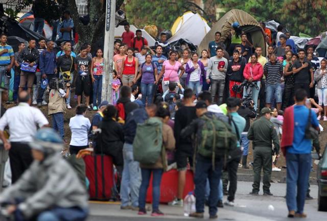 Resultado de imagen para Unos 2,3 millones de venezolanos han dejado el paÃ­s por la crisis, segÃºn la ONU