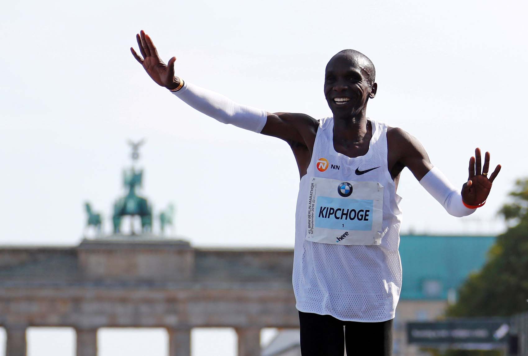 El keniano Kipchoge batió el récord mundial en maratón de Berlín