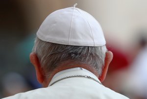 El Papa acepta renuncia de otros dos obispos chilenos por escándalo de abusos sexuales