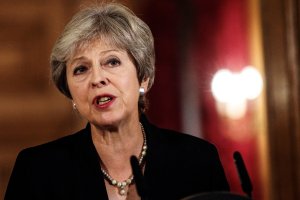 May pide respeto a la Unión Europea y nuevas propuestas para el brexit