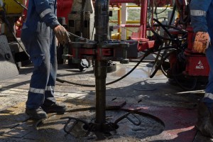 OPEP prevé menor demanda para su petróleo debido al repunte en la producción de EEUU
