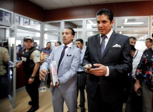 Aplazan al viernes audiencia previa a juicio en caso contra Correa en Ecuador