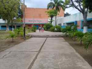Santoyo: El Gobierno pretende eliminar a colegios privados