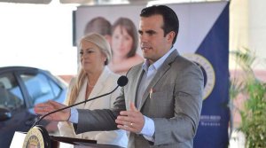 Gobernador de Puerto Rico pide respeto para embarcación con ayuda para Venezuela