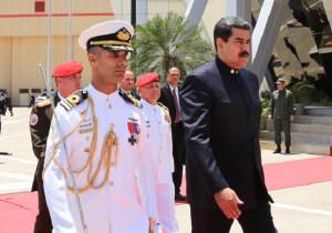 China expresa confianza en situación venezolana ante visita de Nicolás Maduro