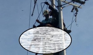 En Táchira, hallan cadáver electrocutado y colgado en poste (Foto)
