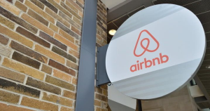 Airbnb brinda ayuda ante la inminente llegada de Florence