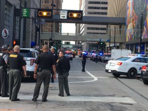 Cuatro muertos, entre ellos el atacante, en tiroteo en banco de Cincinnati