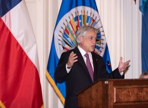Sebastián Piñera reitera ante la OEA que no cree en la opción militar para Venezuela